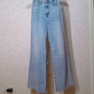 NWOT 7forAM Luxe Vintage Wide Leg High Waist Raw Hem Stretch Faded Jeans Sz27/30